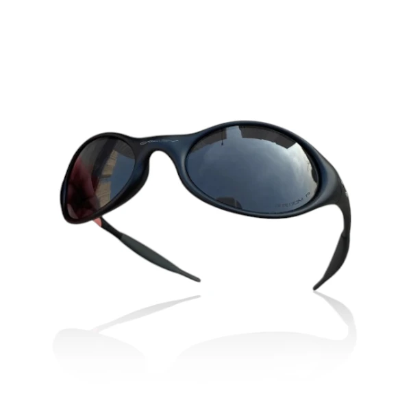 eye-jacket-guadalupe-lente-preta cover