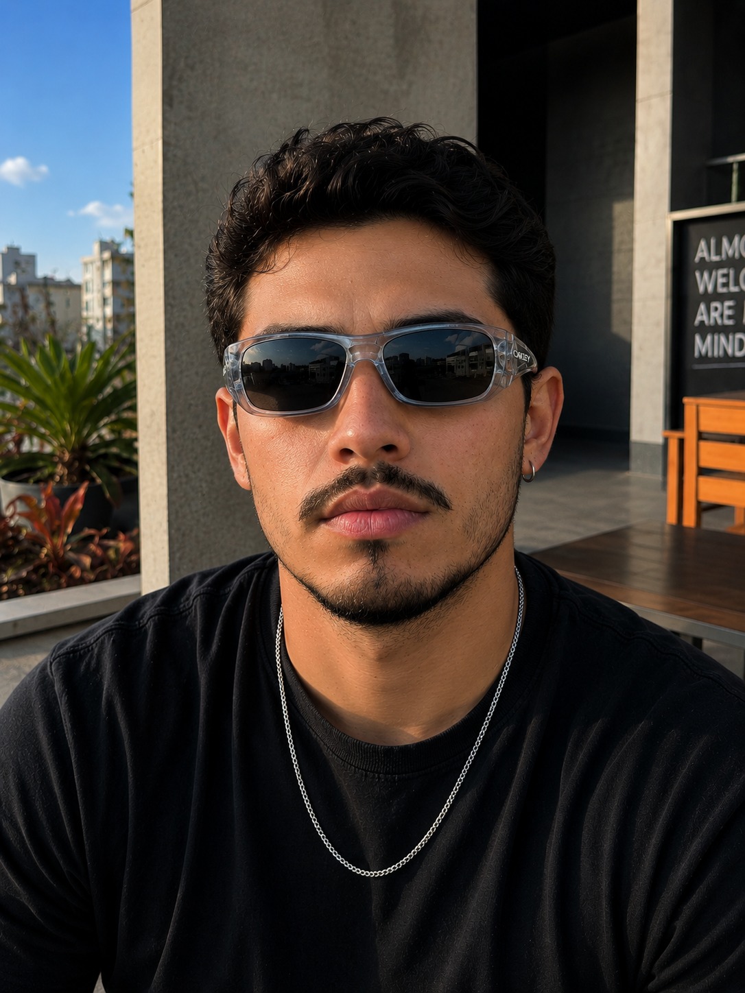 Permian Clear Lentes Black foto no rosto 2